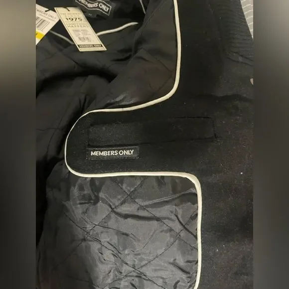 NWT Member’s Only Women’s Sherpa Baseball Jacket Chocolate Ivory Various Sizes - Picture 9 of 10